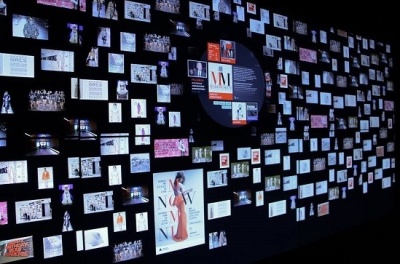 Интерактивная стена в Музее Мод (Антверпен, Бельгия)